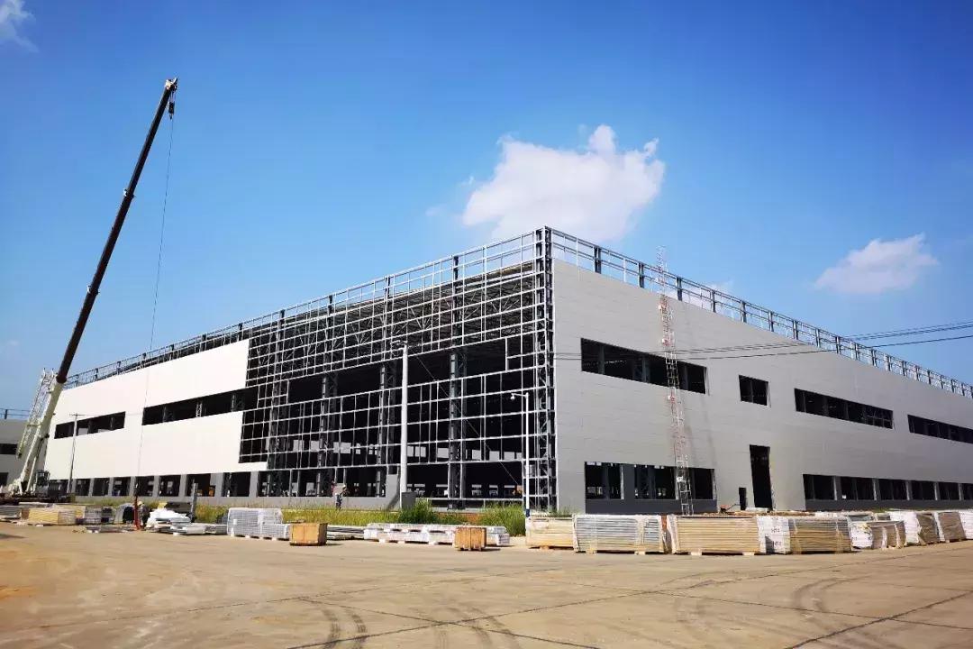 探索自然美景之旅，内心的平和与宁静的追寻
