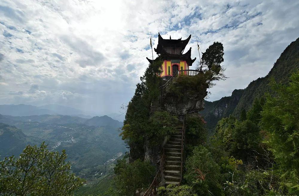 遵义最新人事任免，与自然同行的心灵宁静之旅