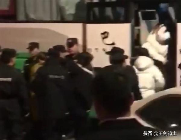 扫黄最新新闻及其背后的温馨故事概述